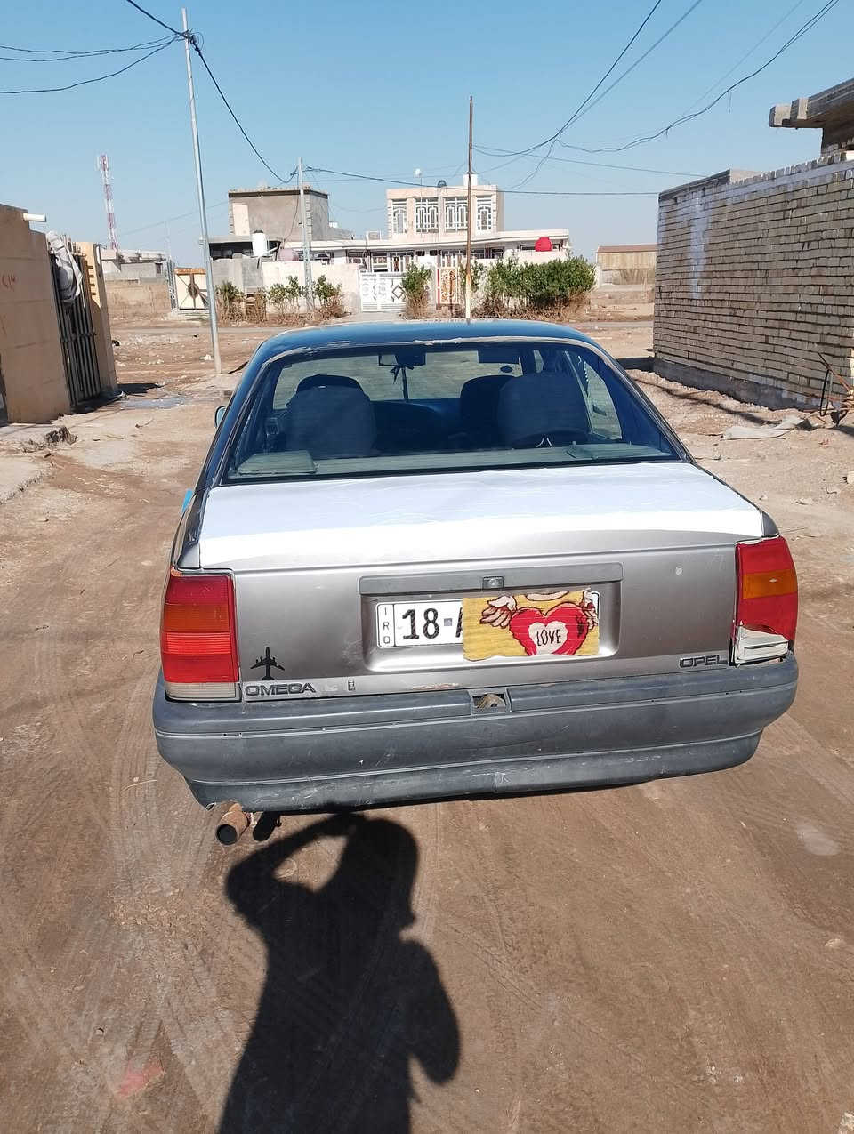 السلام عليكم اوبل اوميكا موديل 90 للبيع رقم بابل  دولي تحويل ثاني يوم سنويه ل 27 سياره جاهزه ماكينه حجم 20 كير عادي سياره احلى من الصور مكاني واسط صويره سياره سعره خاص سياره تراي ال البصره ماكينه وكير خير من الله الي حاب يشتري خلي يتصل على هذا الرقم او يراسل خاص ***********
