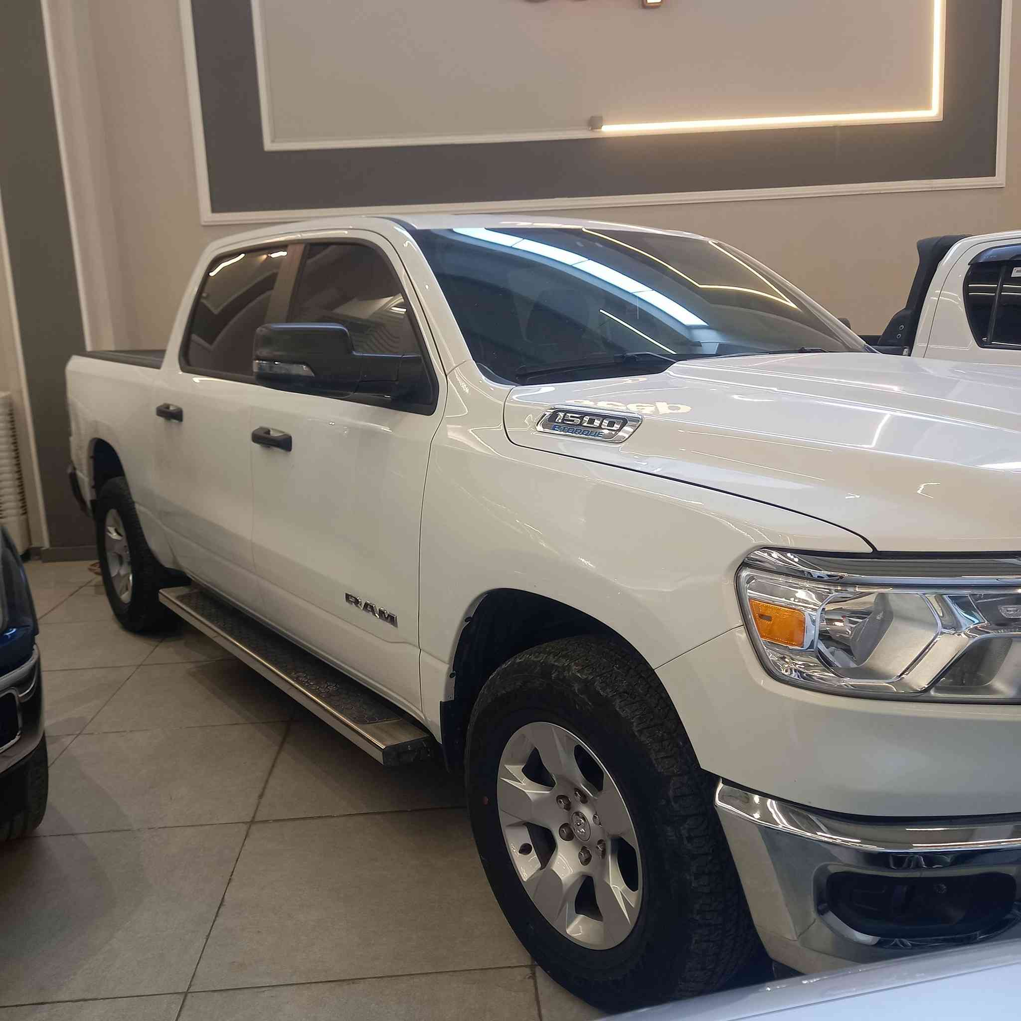 مديل23سعر285 تفاصيل***********
