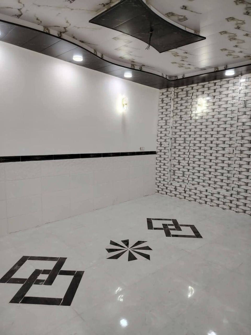 يالله يالله  بيت للبيع جديد بلاش بلاش  😍وتساب ***********📞📞
عنوانه المكتب مقابل قريه الغدير عمود262 مكتب النور للعقار احجز بيت احلامك يم مكتب النور 😍🏬🏬
#__مساحه_لبيت_150متر_مربعه 
#_ 
#بيت_طابو_زراعي_سند25
سعره 52عرض شارع 10متر فول خدمات 

بناء حديث غير مسكون
بناء ممتاز جدا  عنوان  لبيت النجف 
#مقابل_ملحق_قرية_الغدير_مباشر 
يحتوي لبيت على+ غرفه2+صاله  +مطبخ ستقبال +صحيات بلداخل +
***********وتساب
