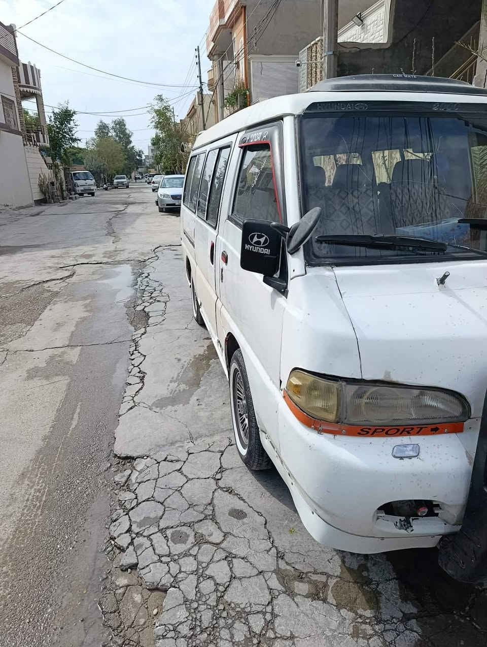 سلام عليكم 
هوندا موديل ٩٨
گيرو مه كينه ئونجي ته رح لوك
نمونه له جواني كامل جوانكاريه
ده عامي بو ده عامي به شه رت
٤تايه ي لوكي له زيره
ئارمي بلاستيكي سليمانيه 
نرخي ٤٣ وه ره قه مامه له يه
***********
