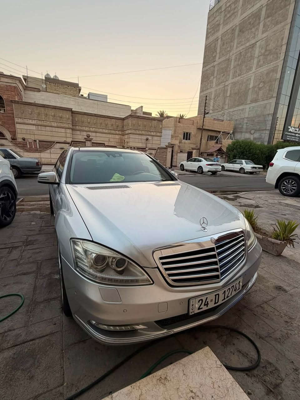 السلام عليكم مرسيدس S350 موديل ٢٠٠٧ فول مواصفات ناضور بنوراما كراسي تبريد تدفئة اربعة سيارة جديدة صفر مسج مناقصها اي شي السعر 165$   ***********
