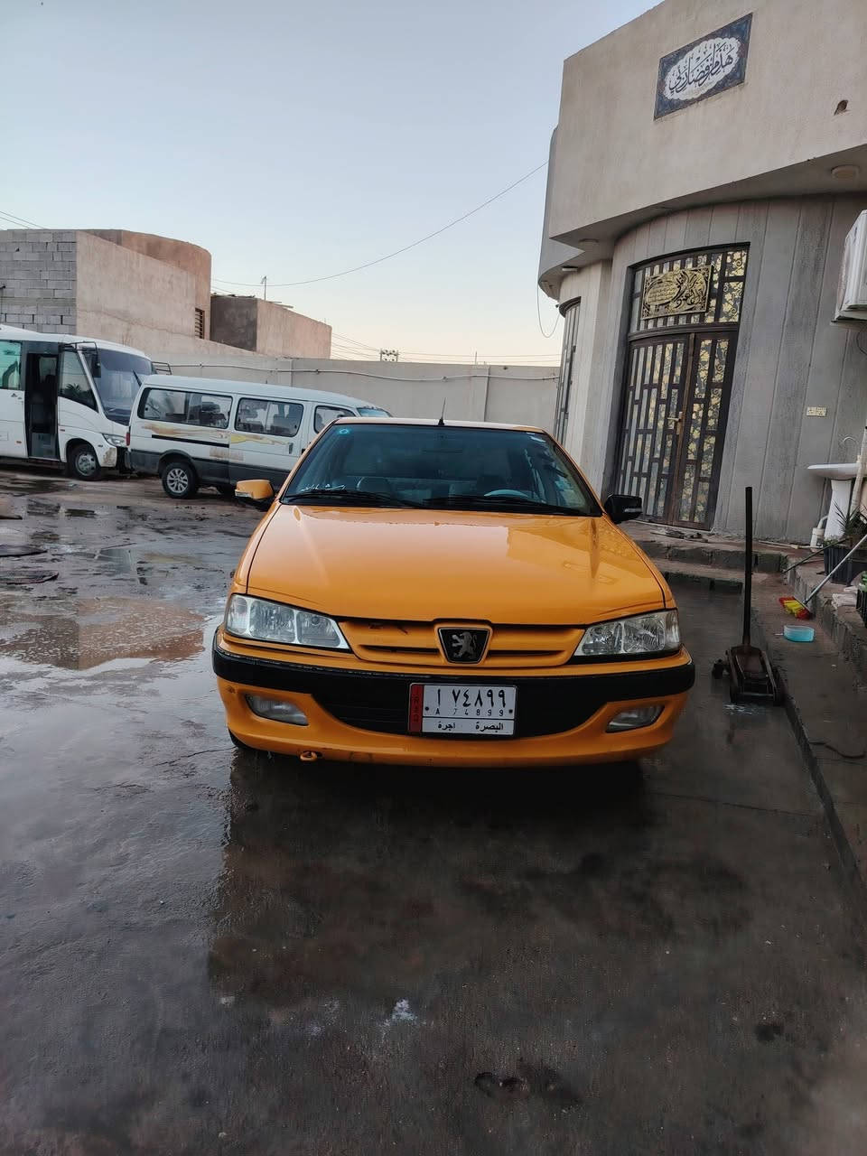 بيجو بارص للبيع مديل ٢٠١٨ مكينه كير جاهزه حداديه حلوه حره رقم نكليزي بس اروح اشده كامله شرط التحويل مكان بصره الجزيره  السعر 48وبيهه مجال رقم ***********
