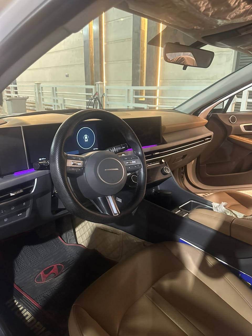 سوناتا موديل 2024 خليجي 
هايبرد وكاله نون فول فول مواصفات 
سيارة جديدة ماشيه ٣٢ الف كيلو 
محرك كير واير بشرط مامفتوح 
سيارة حيل نظيفة كلشي عل بلاد جديد 
سنوية هزة كلشي جديد مدفوع لـ
باسمي السنوية بشرط تحويل وغرامـة
سيارة مابيـها دينار مصرف كامل من كل نواحي
مكفوله من الصبغ والتبديل 

بغداد  للاستفسار ***********

السعر 23500 وبيه مجال
