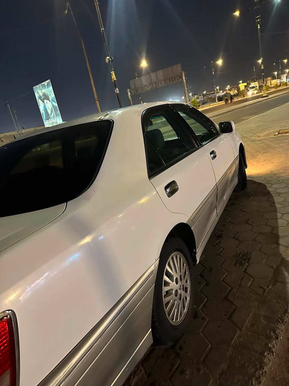 سلام عليكم شباب الشراي فقط فدوه مو شراي لا تراسني ولا اتنتصل
ملكه كراون مديل 202
سياره حداديه حلوه تبريد ثلج مكينه وكير طك كارتون ذا مو تشلع بتبليط مرجوع
دواخله حلوه شاشه دكمه وحده بيها طكات بالباب موضحات بصور
يرادله ترتيب شويي قليل
وسعر جوه السوك 27 وبيها مجال وبس شراي ينتصل مكاني بصره 
***********
