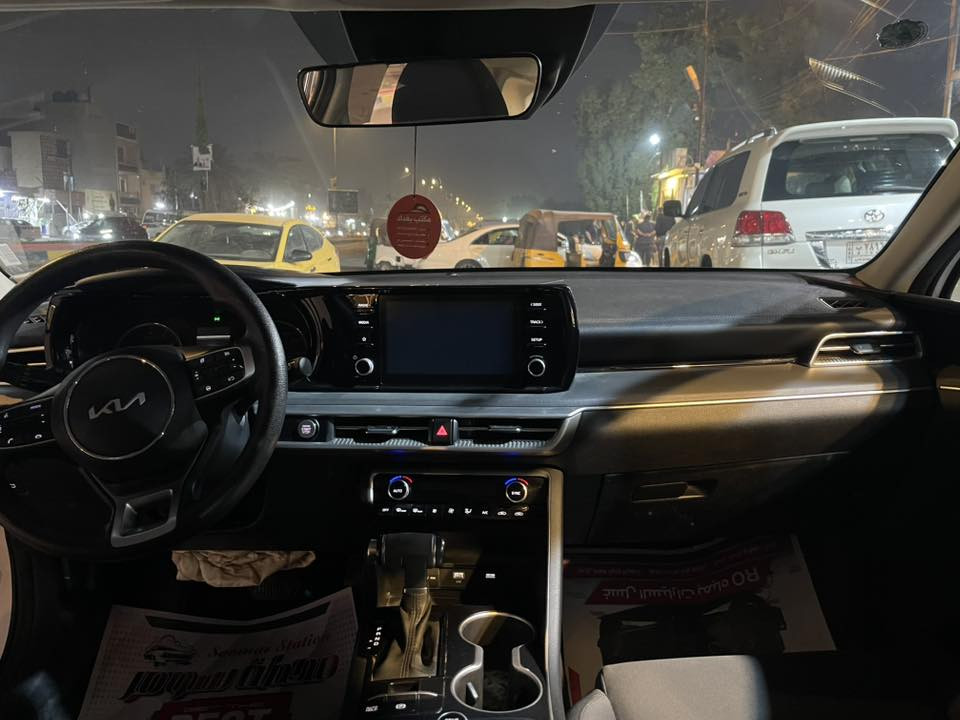 السلام عليكم
كي فايف ٢٠٢٣  lxs 
صبغ بنيد فقط ضرر سطحي 
بغداد باسمي
مواصفات معروفه (رادات امامي خلفي جانبي،نقطه عمياء بالمري ،مثبت مسار وسرعه ،كار بلاي ،تحكم صوتي،وغيرها من المواصفات المعروفه )
مكينه 1600 توربو نشطه وتخبل بدون تنقيص ولا تبخير لا اي مشكله كله بانزين محسن ودهن اصلي امزويل 
*********** بي واتساب 
السعر ١٦٨ وبي مجال بسيط حك الجيه
