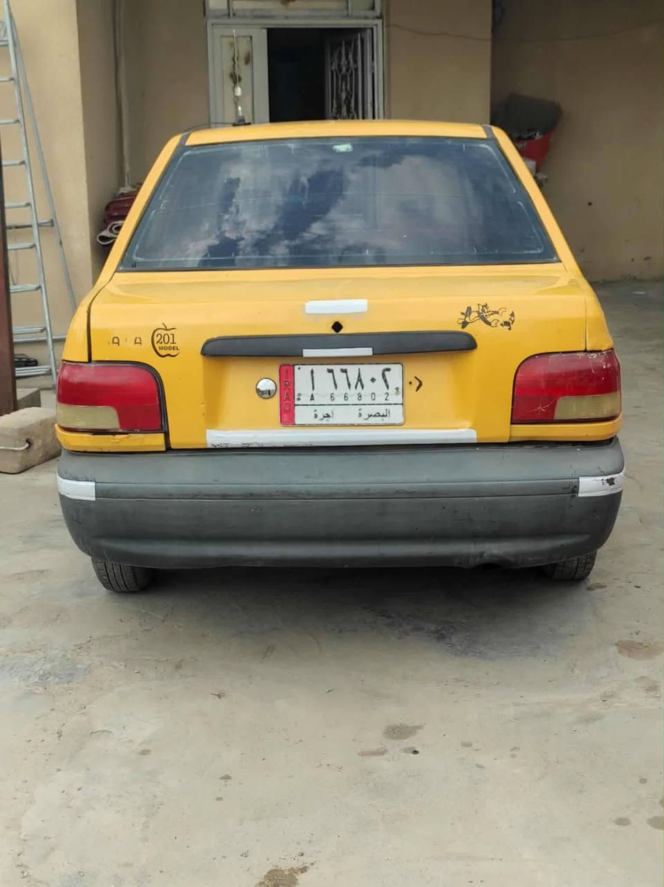 السلام عليكم للبيع سايبه موديل 2017 رقم بصره بسم شركه ابن بلد مكينه بيه خيط تبخير كيرها مكفول حدادته جديده تخم تاير كهربئياته كله شغاله تبريد سياره جاهزه من كلشي سعر 21 وبيه مجال قليل غرامات ما عليه هيئه مطلوبه أقل 3 سنوات بيع مستعجل ملاحظه باب سايبق بيه خياس يحتاجله تبديل  مكان سياره بصره ***********
