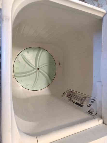 غساله باله الأصلي سعره 100 حجم كبير فول تشغيل ونضافه ***********
