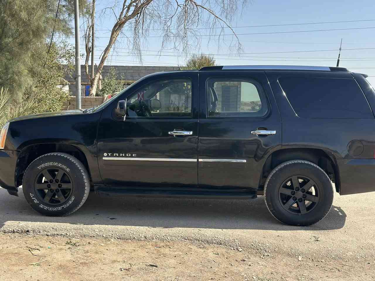 من رخصة الادمن  المحترم
جمسي 2010لون اسود   بتره  (ادوات ادوات)

 فتحة  كل تحكماتها كهرباء   (مرايات شفط  )

(جنطه كهرباء. كشنات كهرباء )

(وارد امريكي بدون كص أو نقل جث.ة  )

(مكينة وكير. كفاله. ممفتوحات)

سيارة جاهزة   من كلشي 

السعر 80 $وبيه مجال 

هذا رقم ***********
..
متومه ارقم وسنويه نكليزي شمالي 
المكان ميسان .

.
