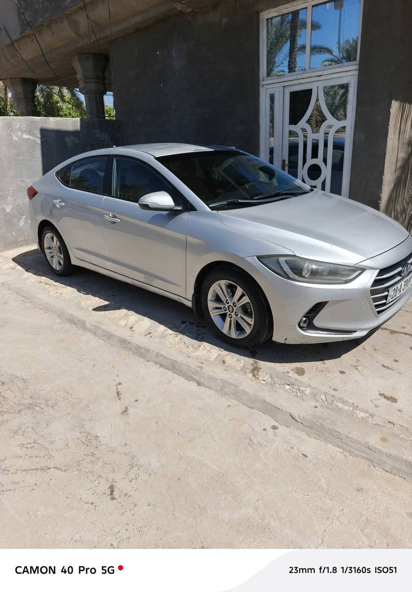 النترا خليجي 2016 شكل 2017 بأسمي 
كير ومحرك مكفولات سيارة عليه ادامة كاملة حدادية ومنظومة تبريد جديدة وتختم تاير وباتري جديد ماناقصه شي. 
سونار بالمنشور مكاني بابل /الدبلة 
السعر 107 وبية مجال بسيط 
***********
