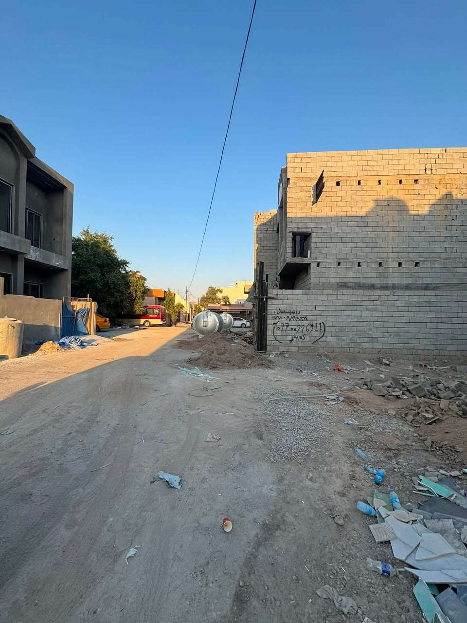 قطعة ارض للبيع ١٠٠ متر موقع مميز خلف مرطبات السيد
للاستفسار اكثر الاتصال على ***********.                              ***********
