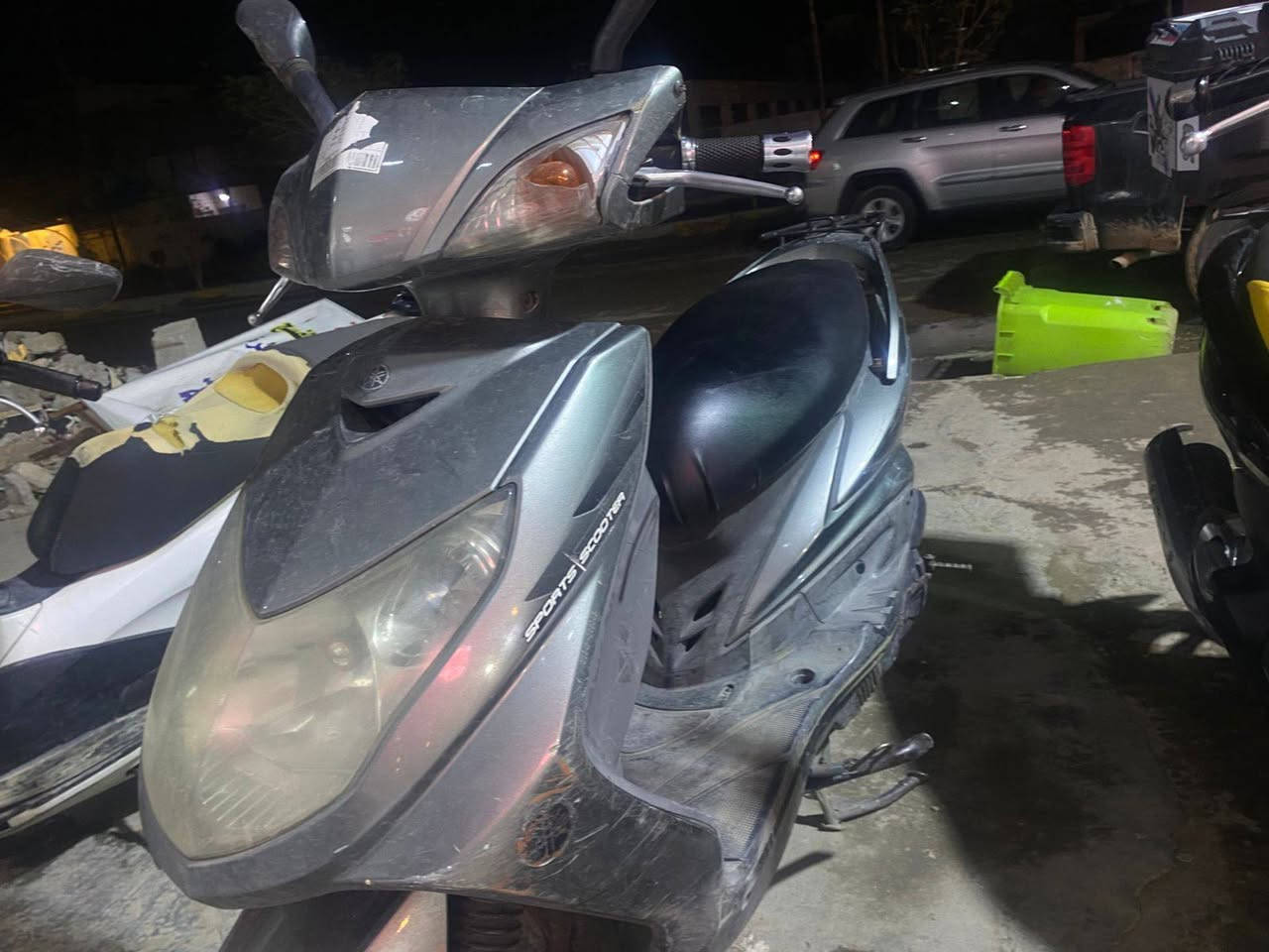 🚲 دراجة سكنس للبيع
🔹 الحالة: جيدة
💰 السعر: 900. الف بيها مجال حك جيه
📍 المكان: بعقوبة – التحرير
للاستفسار  يرجى الاتصال على الرقم:
‏‪0771 667 7267‬‏
