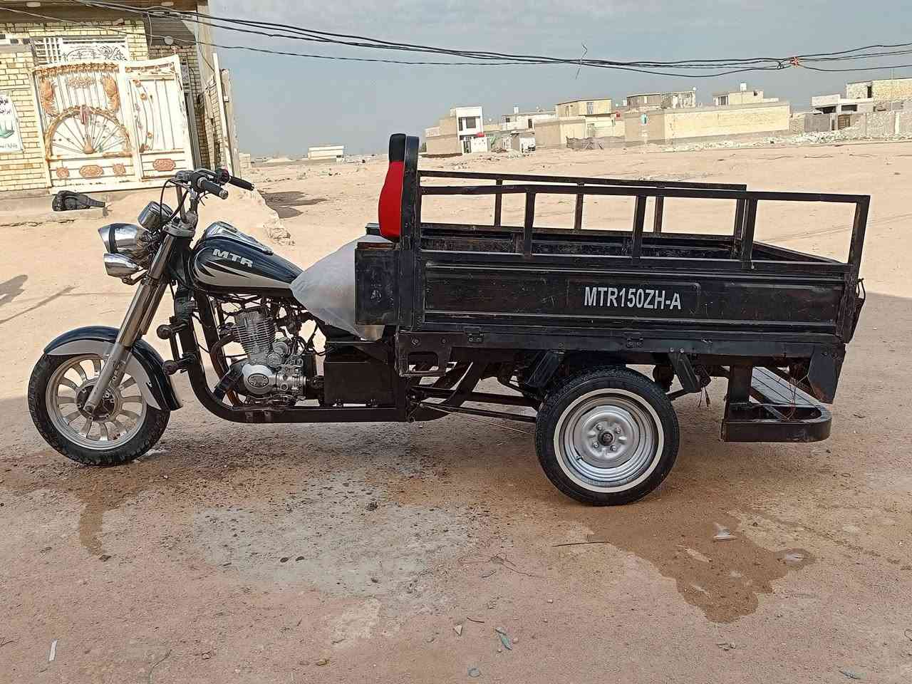 سلام عليكم ستوته للبيع امتيار موديل 2014 ستوته حلوه مكاني نجف متواجد على الفيس ***********
