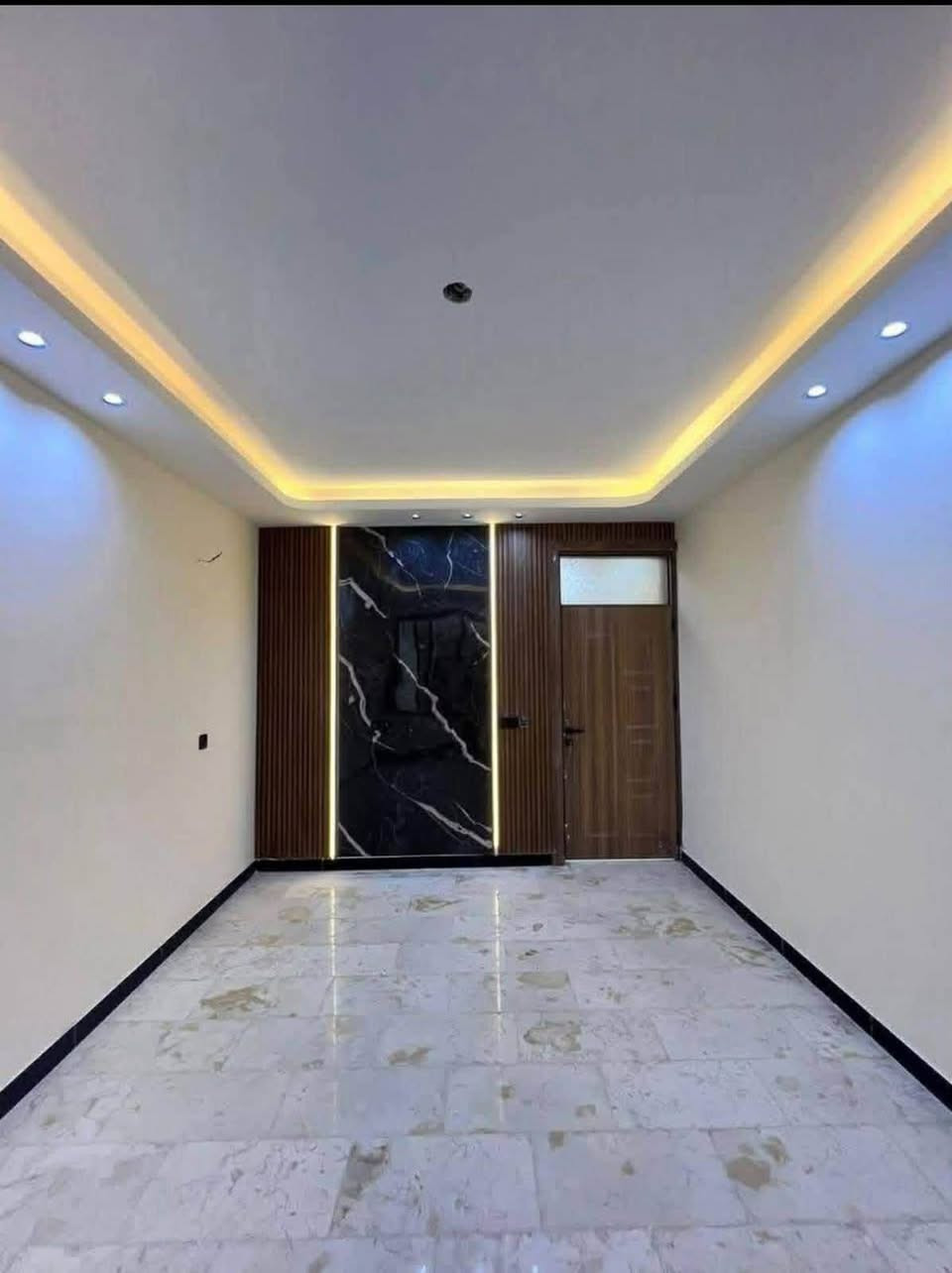 عل بركه الله
السلام عليكم ورحمة الله وبركاته 

دار للبيع المساحه ١٠٠ متر 

الواجهه ٤ متر 

النزال ٢٥ متر 

العنوان:-حي الجهاد/ديوان المخابرات/قرب شارع 60 

قرب شارع ٦٠/وقرب شارع المضخه التجاري/

يحتوي على/-غرف نوم عدد٣/صاله/مطبخ/صحيات٢/منور٢/بيتونه/سطحين/

طابو صرف/بناء حديث تسليم مفتاح/شارع عريض٢٠متر /

رصيف ٣متر/موقع ممتاز/سعر معقول/

للاستفسار الاتصال 

***********

***********

يتوفر واتساب
