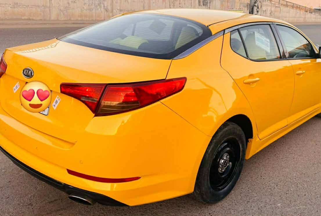 السلام عليكم اوبتيما خليجي لوتز موديل ٢٠١١ مكفوله كفاله عامه من الضربه التبديل مكينه ٢٠٠ جديده وكير جديد تخم تاير جديد ترايك وين ماتريد المكان السماوه رميثه رقم الموبايل *********** السعر 110 وبيهه مجال بسيط
