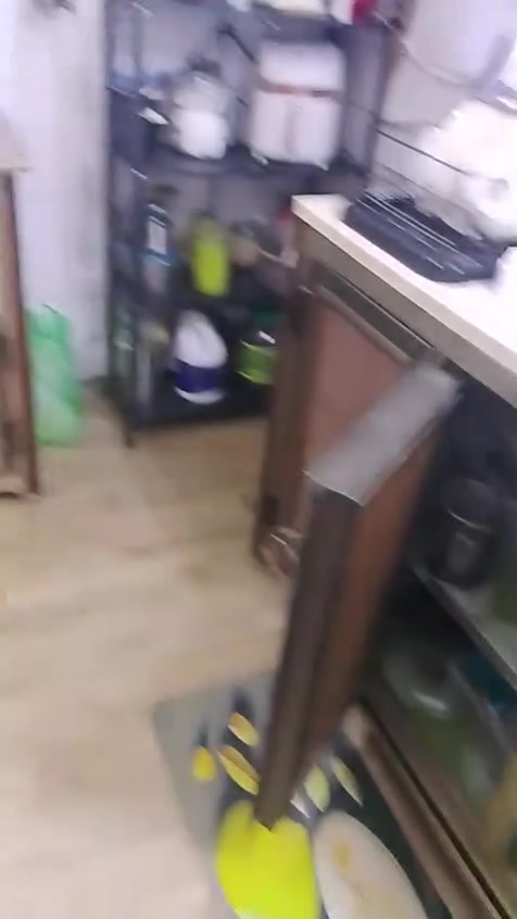السلام عليكم 
كاونتر ألمنيوم ثقيل جدا مو سوكي يسمى خشمنيوم ثلاث قطع مع سنك مرمر قياس القطعه ٢ متر نظيف لا كسر ولانقص 
مكان الدوره ب٢٥٠ السعر


**إذا كنت صاحب هذا الإعلان وتريد حذفه لأي سبب، رجاءا أرسل رسالة إلى الدعم الفني**