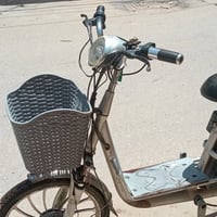 ١٥٠ • بطاريات جديدة • يحتاج ترتيب