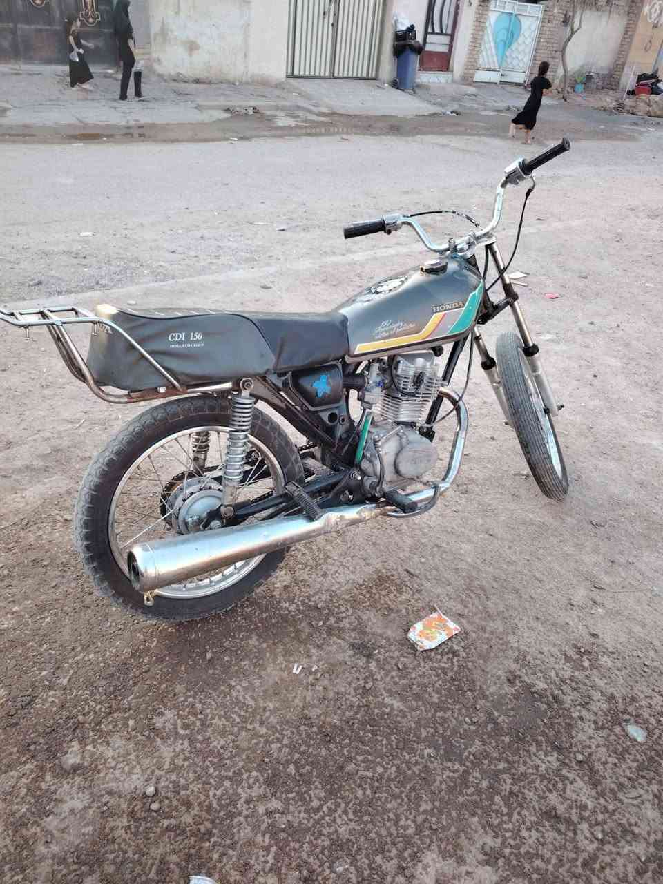 سلام عليكم مرخصت الكروب دراجة نامه شلامجه مكينه نامه الصلي بدون بدون  سعر 350 رقمي ***********
