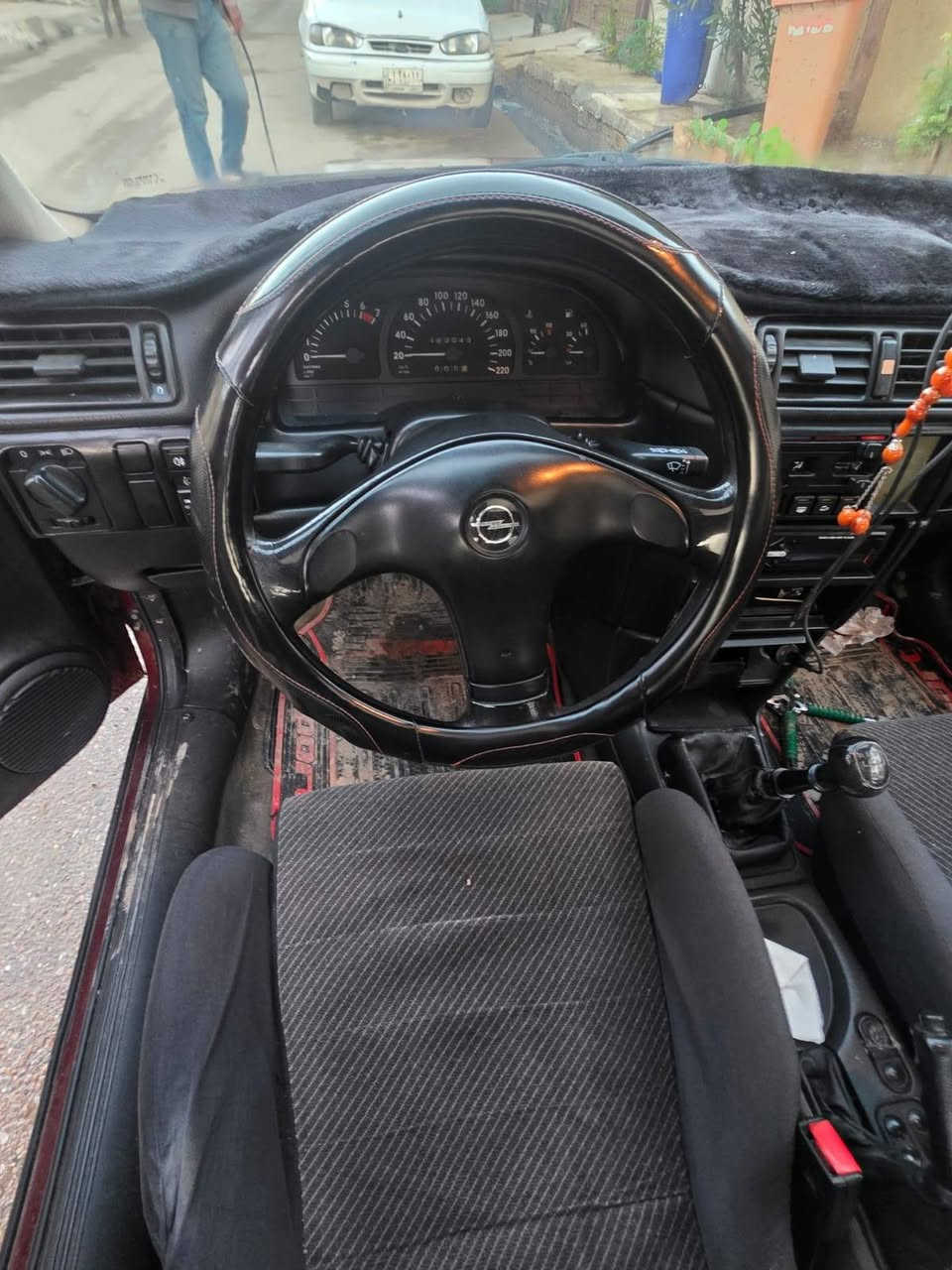 اوبل فكترا موديل 1993 مصبوغه عام جماليه بدون ضربه بسمي وارد خليجي تبريد غراضه كامله بس ميشتغل  صدر تخم تاير كله جديد جاهزه من كل النواحي شرط التحويل السياره في ديالى للاستفسار ***********
