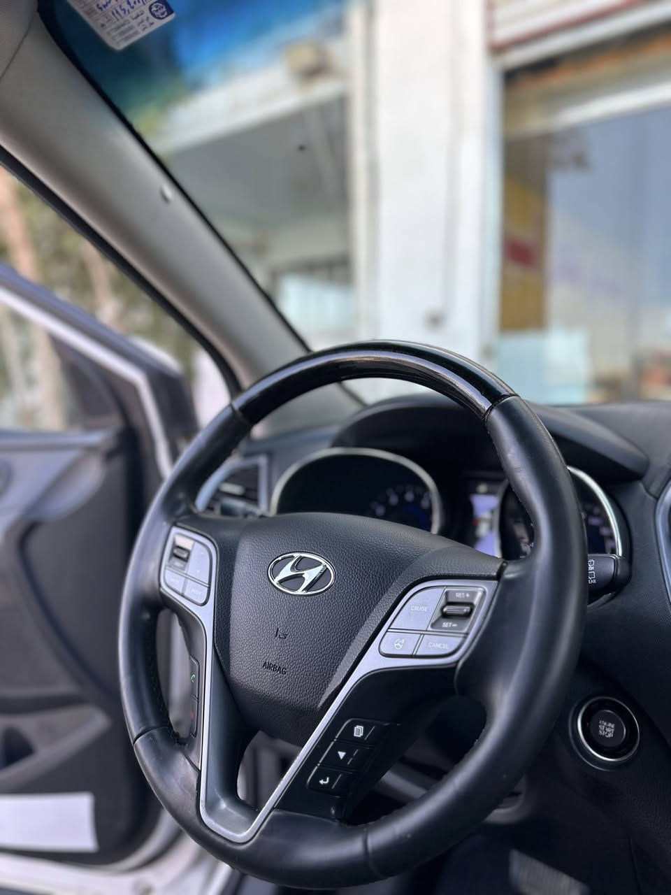 للبيع سنتافيه مديل 2014 خليجي مكفوله موصفات فول لفول 1/1 مكينه 6 مكينه كير برغي ممفتوح بيهن عله وضع الشركه سياره كلشي بيها شركه كامله مكمله سياره جديده بمعنى الكلمه تخم تاير جديد صدر امامي خلفي جديد سبع اراكب ٣ قطع تبريد بصمه بنورامه رقم بغداد ب اسمي تحويل ثاني يوم سعر خاص او اتصل ع رقم والرد سريع متواجد واتساب سعر مناسب 
***********اتصال +واتساب 

***********
