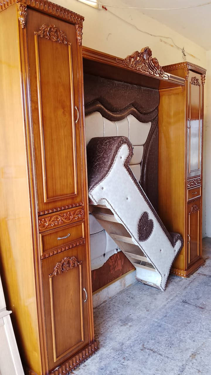 غرفه 5 باب ملحق ابراج فصل حديث شغل ثقيل نضافه فول العنوان حي الحدباء خلف مرطبات البحرين ت ***********
