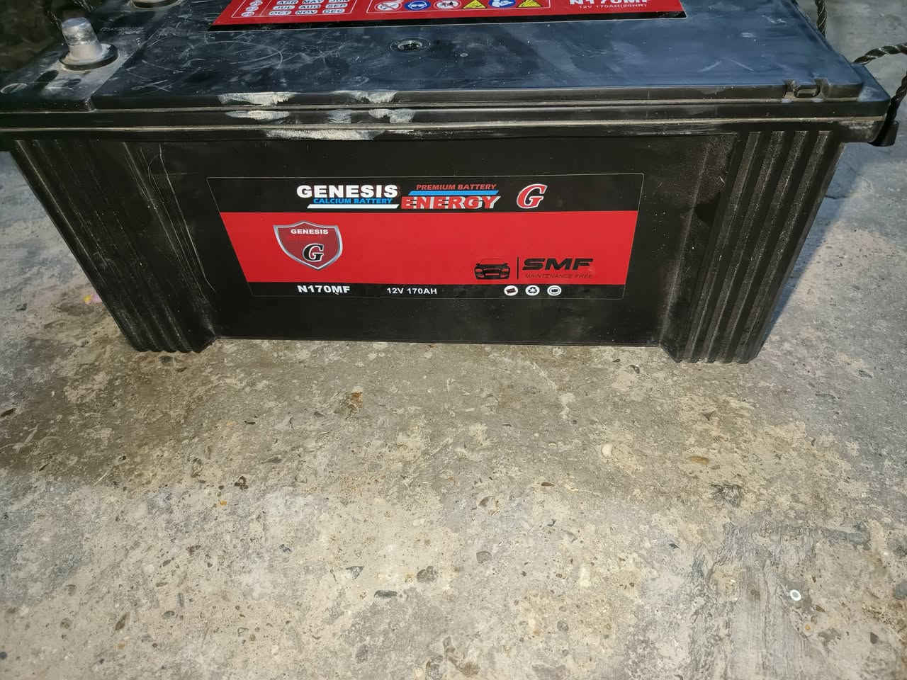 سلام عليكم باتري 170امبير مال عاكسة او تريلة كلشي يشغل السعر 150قفل استخدام قليل   ***********مكاني جسر ديالى حي الحكيم
