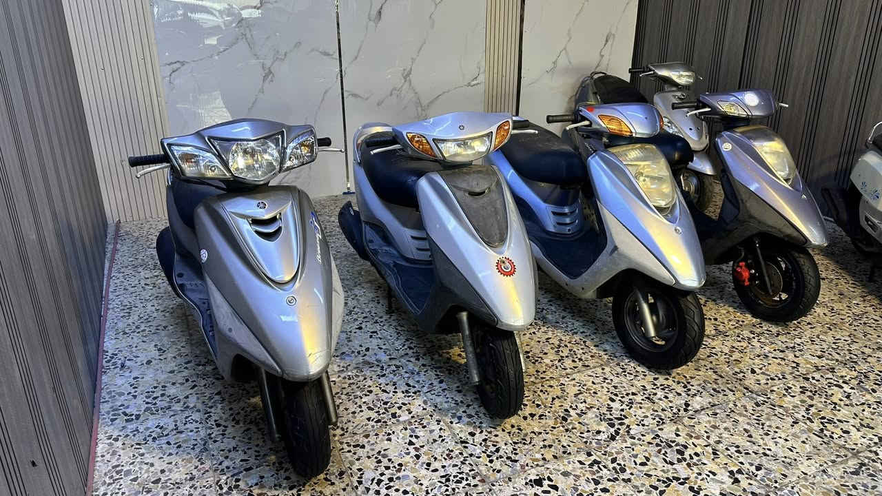 العنوان بغداد شارع فلسطين شارع الظلال 
يوجد توصيل داخل بغداد وجميع المحافظات 
‭0778 114 7176‬
