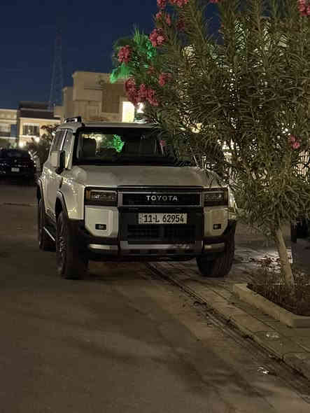 تويوتا برادو ساز خليجي مكفولة R3 فتحة كشنات جلد تدفئة تبريد كشنات كهرباء سبعة راكب تشغيل عن بعد جنطة كهرباء مري كهرباء مكفولة كفالة عامة بعدها داخل الضمان ماشية ٢٠ الف كيلو تبديل دهن وفلاتر مجاني السعر ٥٣٥٠٠ التواصل ***********  مكانها بغداد الحارثية
