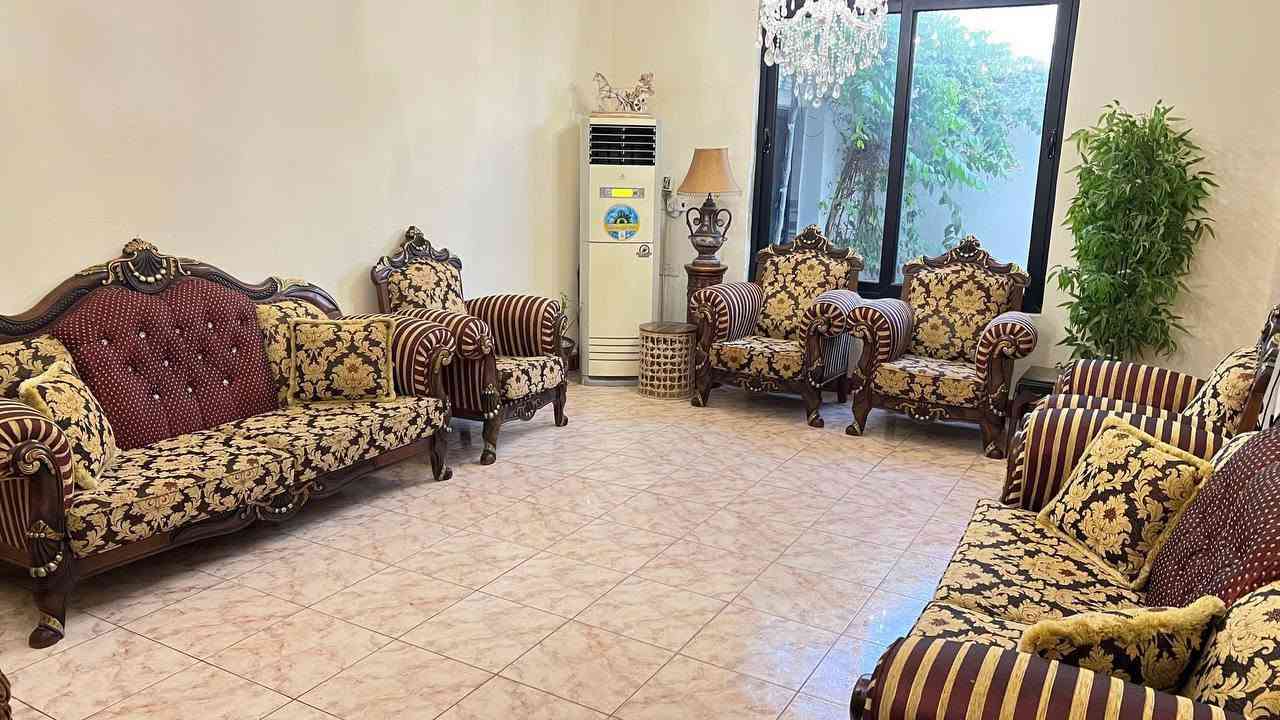 السلام عليكم تخم ملكي النظافة ١٠٠ بالمية الموقع داموك حي الميمون لمعرفة السعر الاتصال ***********
