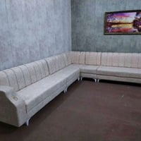 ديوان حرف L • ١٠ مقاعد • طبلات هدية