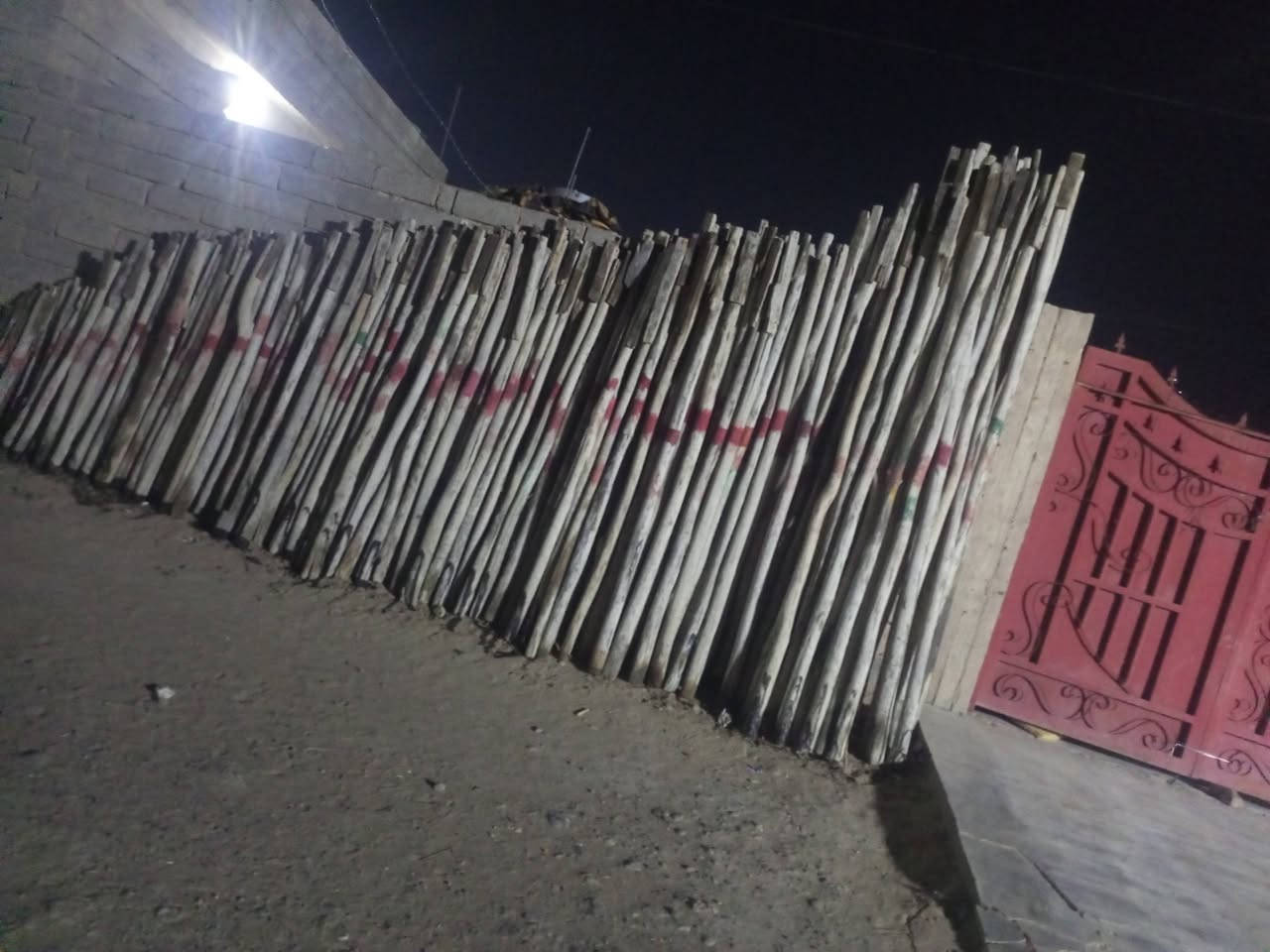 السلام عليكم يوجد دراسك البيع من 50 سانتيم الحد 330مكلف بل نشر رقم صاحبهن ‏‪***********‬‏
