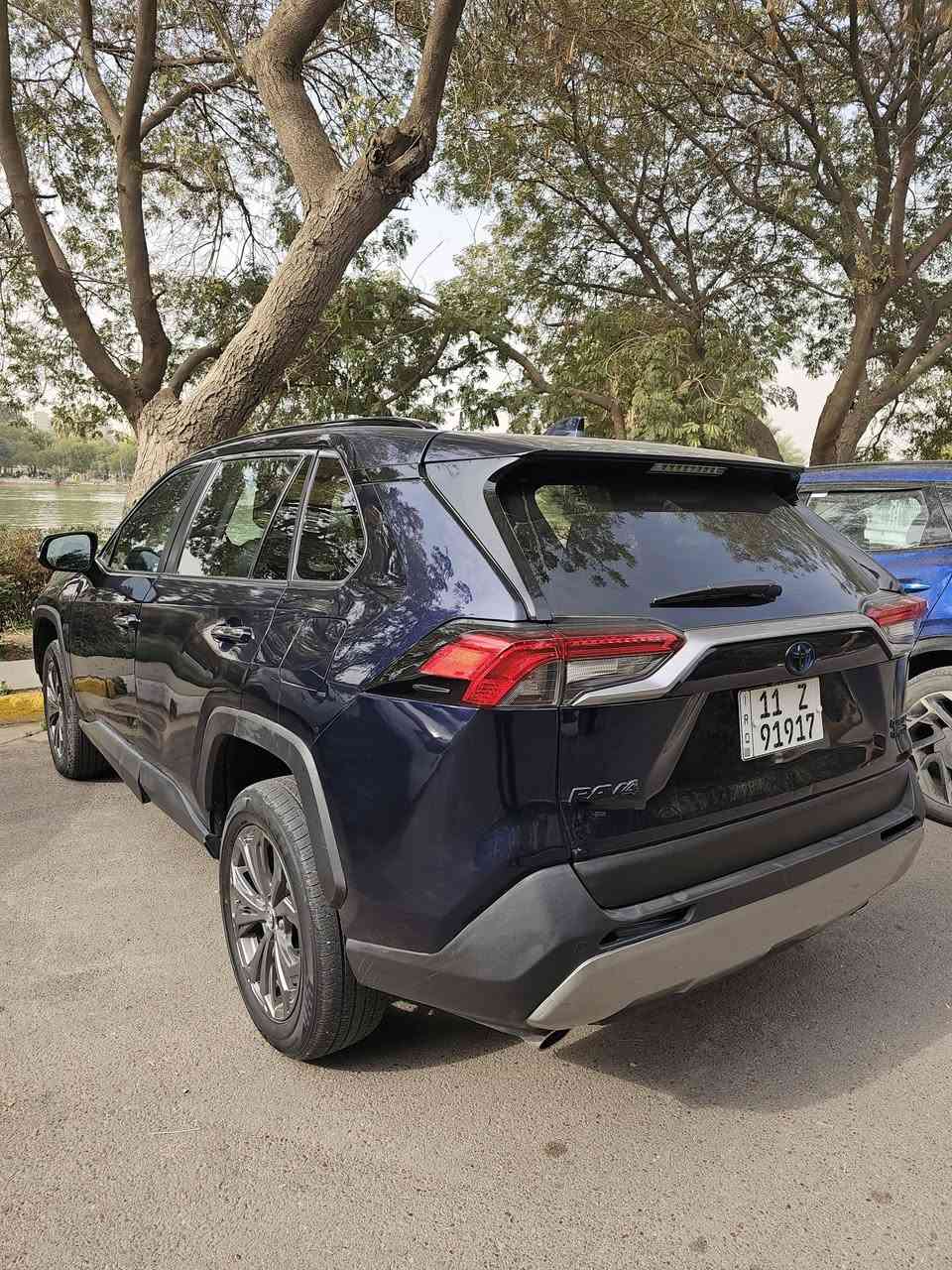 🔥 للبيع راف فور Limited موديل 2024 🔥
اللون نيلي 💙 ماشية 18 الف كيلو 
✨ مواصفات فخمة:
فئة Limited (فل مواصفات)
موديل 2024
دفع رباعي AWD 💪
فتحة سقف ☀️
سماعات JBL أصلية 🔊
شاشة + كاميرا خلفية
بصمة تشغيل
تحكم ستيرن
كشنات جلد تدفئة وتبريد 
رادارات امامي وجانبي
حساسات امامي وخلفي
🛡️ الحالة:
إيرباكات سليمة 100%
بيها قطعتين صبغ (بابين)وبيها بارد بجاملغ و باب
البجم، الشاصي، اللغود سليمة وما بيها أي لعب
السعر:235
رقم الهاتف : ***********
