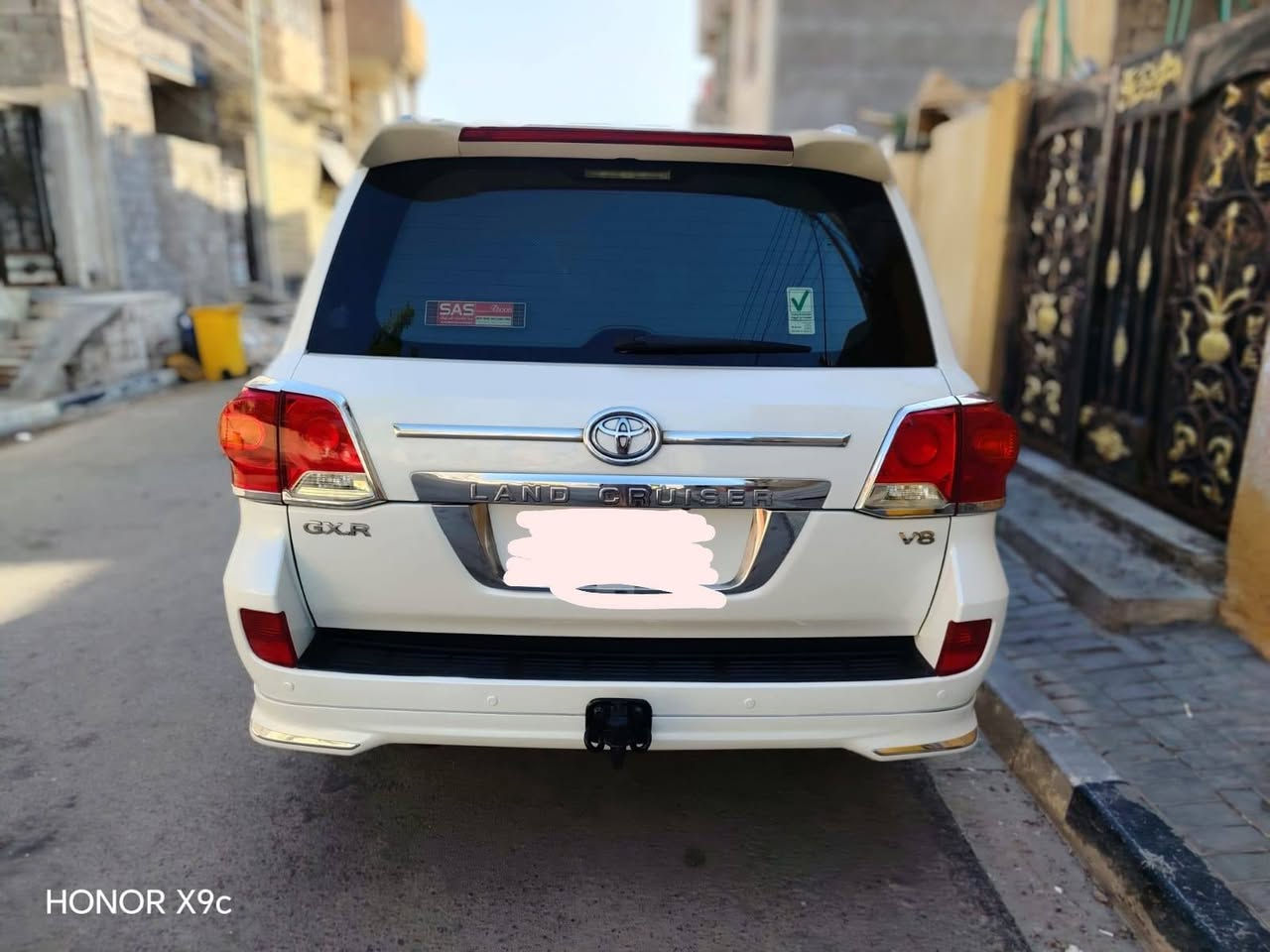 لاندكروز للبيع موديل ٢٠١٣
رقم بصره باسمي
السعر, ٣٢٠ وبيهه مجال 
خليجيه
التفاصيل الاتصال على الرقم
***********
