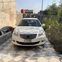 سياره شيري E5  سياره تخبل وحلوه وكلشي بيها شغال وسياره نضيفه وبيها ضرب...