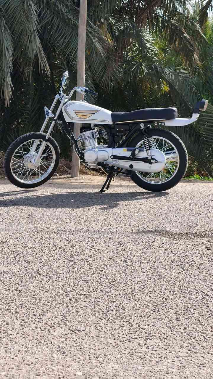 سلام عليكم شباب دراجه للبيع صارله اقل شهر معمره السعر خاص


**إذا كنت صاحب هذا الإعلان وتريد حذفه لأي سبب، رجاءا أرسل رسالة إلى الدعم الفني**