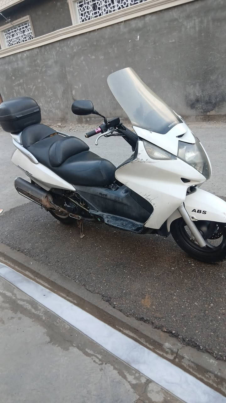 سلام عليكم سلفر ونج للبيع محرك 400 مكان بغداد 
باقي تفاصيل خاص/***********
