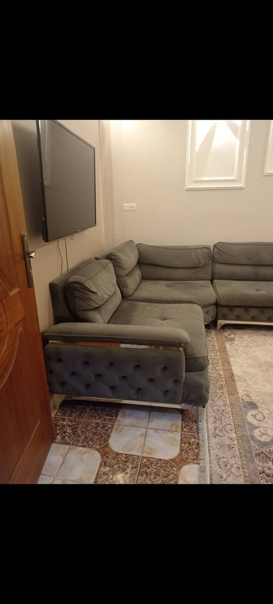 مجموعة غراض مع ستائر غير مستخدمه فقط شراس،يتواصل
***********
واتساب
الدوره
