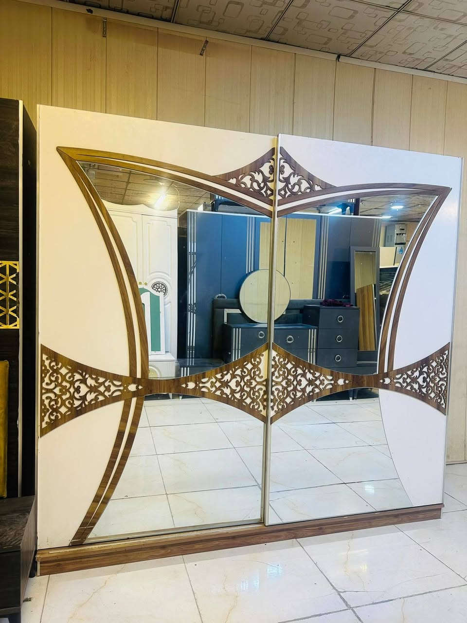 غرفه تركي مستخدمه 
غرفه 5 قطع نضافه مثل صور😍👌
غرفه ول توصيل وشد 375🔥✔️


**إذا كنت صاحب هذا الإعلان وتريد حذفه لأي سبب، رجاءا أرسل رسالة إلى الدعم الفني**