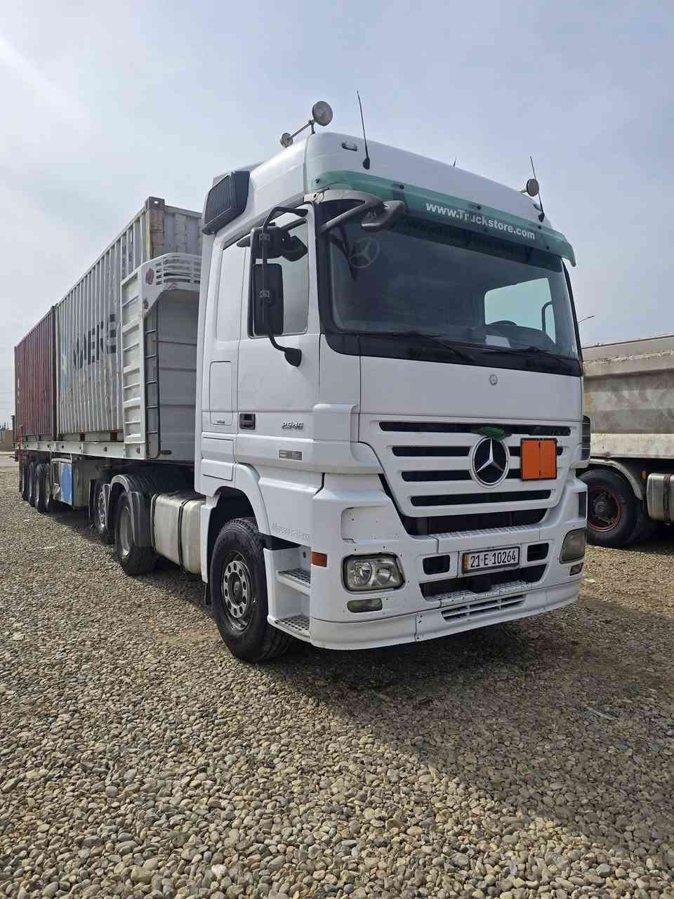 سياره للبيع موديل 2006
الاستفسار الاتصال 
رقم ***********
