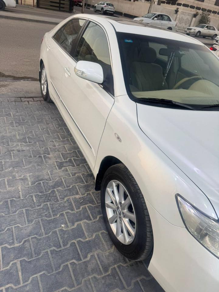 ٱلــڛــلآآِٓم ؏ـــَـلـِْـْْېـگِم.  كامري 2011 للبيع ماشيه حقيقي. 60 الف حقيقي . كفاله عامه.  فقط بارد بسيط. بالمدكر الامامي الايسر.  فقط. باقي بدي كفاله صبغ ومعجون وتبديل. وشخط كذلك. مغلفه عام. نانو بلاستك. فووول مواصفات.   كامله مكمله. من كلشي. حداديه شركه. السبير بلادي وكاله. مانازل. كلشي بيها بلاد ووكاله كذلك. باسمي. تحويل ثاني يوم.  للاتصال..***********
