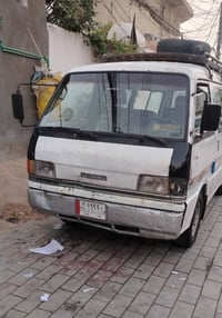 كيا مازدة للبيع محرك 3000 جديد لاتبخير ولاتنقيص كير جديد صدر توني مبدل...