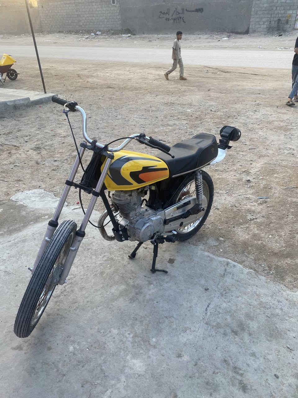 سلام عليكم
دراجة ادوات نامة شلامجة مرتبة ونضيف للبيع مكان الزبير سعرها 425 وبيها مجال *********** الشراي يتصل وخاص مفتوح
