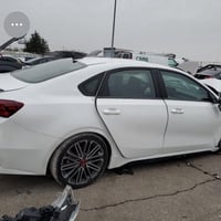 تفاصيل داخل الصور