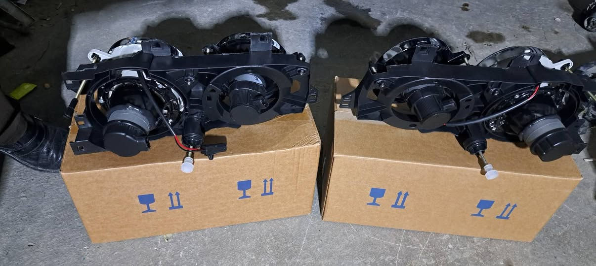 للبيع غراض مال بي ام حجم ٥٠٠/***********//***********
