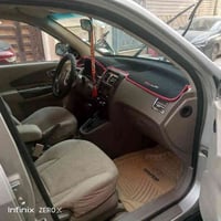 توسان ٢٠٠٩ خليجي ضربتها بباب الجنطه فقط كد شبر وبابين يسرى جراد ومصبوغ...