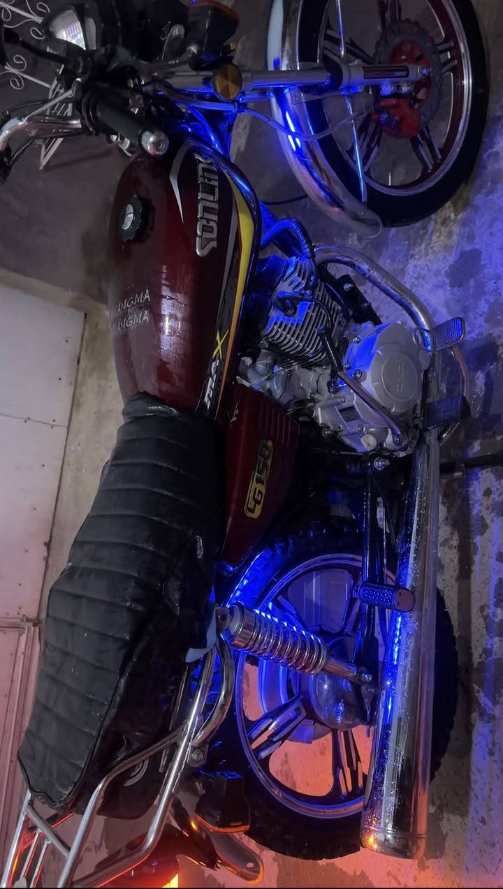 سيفان 5 گير  24 اوراق 5 سعر 550 بيه مجال بسيط  نقصه 

فقط / طوافه و عرموطه كيلو متر و الدشبول 

مكانه بابل المسيب 
***********
