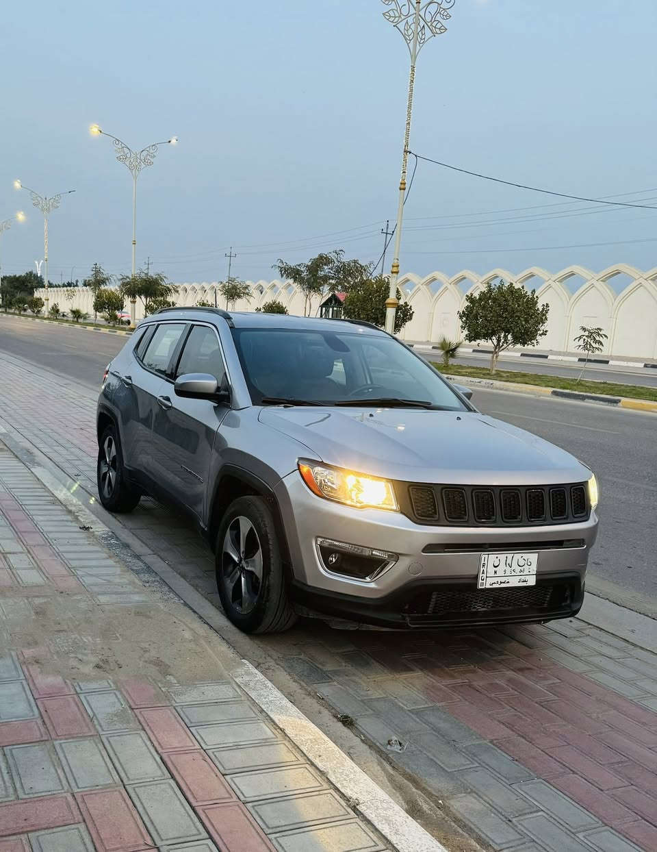 جيب كومباس موديل 2018 وارد امريكي حادثها جاملغ وبنيد نوع لاتيتيودسيارة جاهزة ومحرك وكير شرط كاميرا وتحكمات وبقية المواصفات للجيب كشنات جلد مع مخمل سيارة متصرف عليها ولا دينار رقمها بغداد مشروع وطني مكان السيارة كربلاء 
راسلني متواجد ع الفيس البوك 
سعرها 120


**إذا كنت صاحب هذا الإعلان وتريد حذفه لأي سبب، رجاءا أرسل رسالة إلى الدعم الفني**