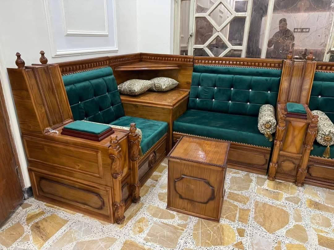 سلام عليكم
معرض مودرن للاثاث الحديث 

متوفر عمل غرف النوم 
مطابخ 
تخم ملكي 
ديكورات 

العمل بأيادي مصريه مختصه بالاثاث الحديث 
عنوان المعرض 
ناصريه حي سومر  

للاستفسار دايركت


**إذا كنت صاحب هذا الإعلان وتريد حذفه لأي سبب، رجاءا أرسل رسالة إلى الدعم الفني**