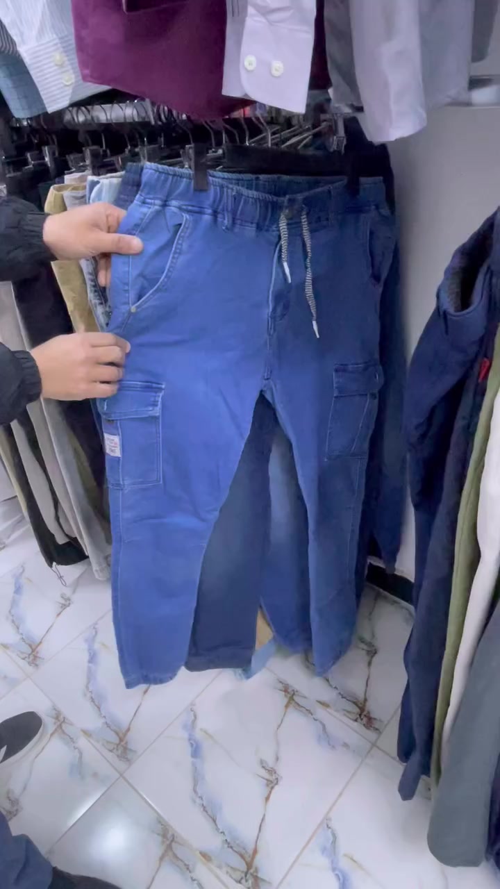 على بركة الله كسر باله يوم ألأحد
بنطرون قماش
بنطرون جعب حجل
بجامه 110 
تشيرت رجالي
تراكسود برموده

( بالات ميلانو 2 للملابس االرجالية )
عنوان المحل :- الرفاعي شارع ٤٠ المحلات الجديدة (الاستثمار) قرب مطعم مندي عدن


**إذا كنت صاحب هذا الإعلان وتريد حذفه لأي سبب، رجاءا أرسل رسالة إلى الدعم الفني**