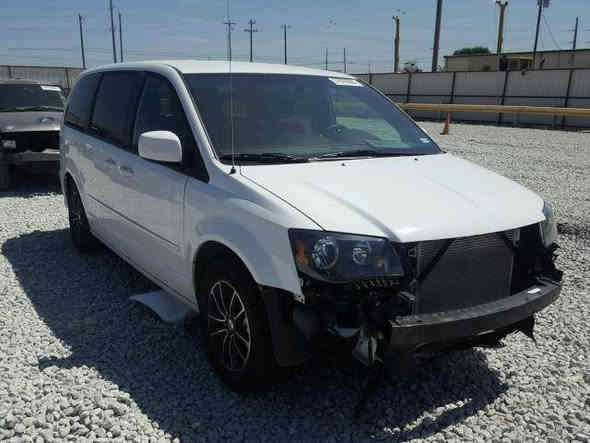 السلام عليكم  ورحمه الله وبركاته
اخوان دوج كرفان 2017
سياره جديده خير من الله محرك كير تبريد تدفئه تخم تاير جديد باتري جديد حداديه السياره جديده خير من الله 
كشن منفصل بلع وموصفات الدوج معروفه 
مكان السياره بغداد الزعفرانيه 
صور الحادث مرفقه بالمنشور 
فقط الحادث المرفق بالصور لا غير والباقي كفاله 
للاستفسار الاتصال ***********
وبخدمه الجميع تحياتي
