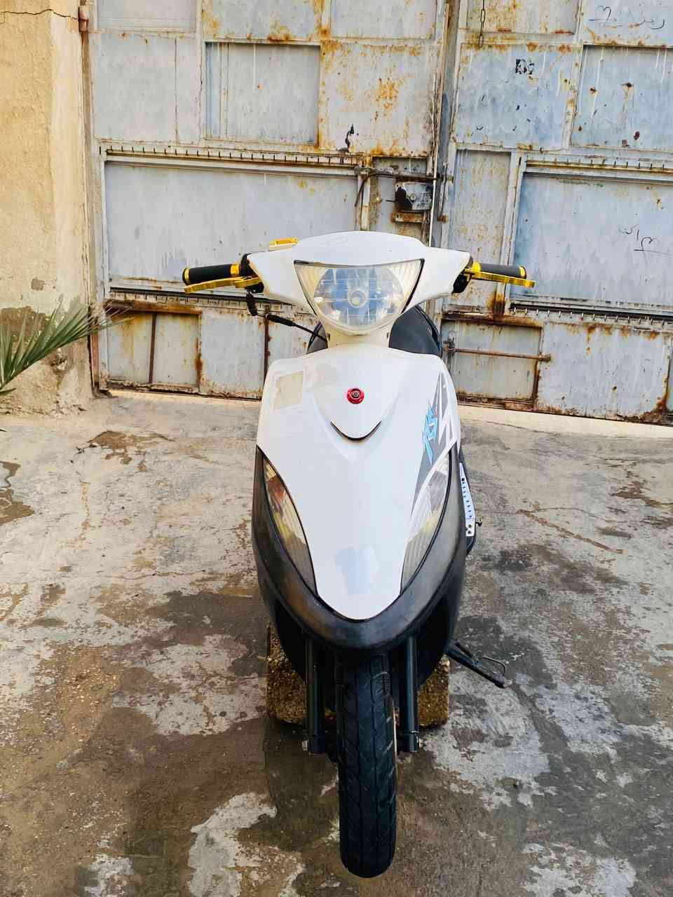 سلام عليكم دراجة ماكس للبيع
دراجة بلادية نضيفة  بوشة49 بلاد ما مفتوحة دراجة تخبل شلعة وعدل كهربائيات شغالة ما عدة المعدل مو شغال  تزويد خارجي كلة اصلي 
السعر 600 وبيها مجال للشراي الخاص مفتوح


**إذا كنت صاحب هذا الإعلان وتريد حذفه لأي سبب، رجاءا أرسل رسالة إلى الدعم الفني**